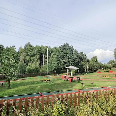 Quiet 2-room - Free Parking, Wifi, & Balcony *