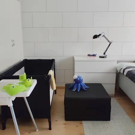 Apartamento Quiet 2-room - Free Parking, Wifi, & Balcony Turku